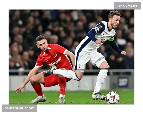 欧冠积分榜前三球队均四战全胜 竞争激烈程度可见一斑